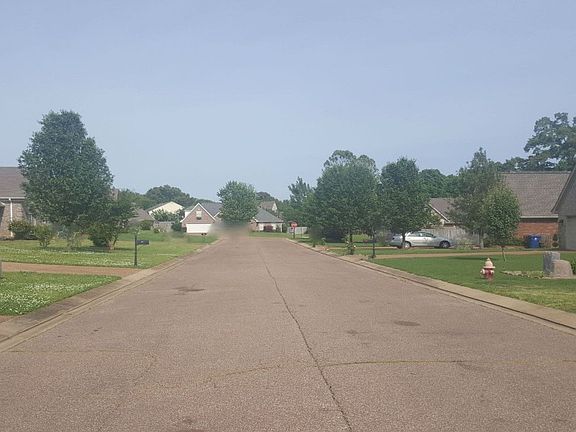 5th image of 50 Lakewood Cv