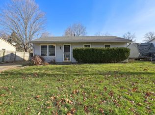 1706 Parkside Ter, Champaign, IL 61821