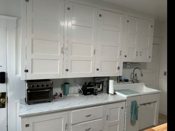 56 Jefferson St FLOOR 2, Lewiston, ME 04240