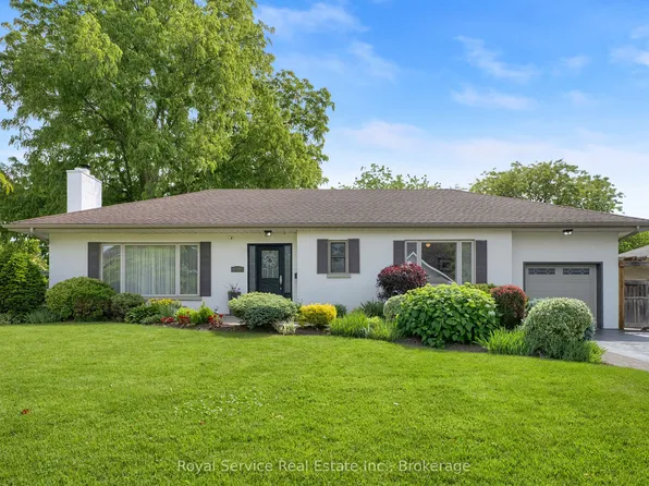 801 King St, Whitby, ON L1N 5A3