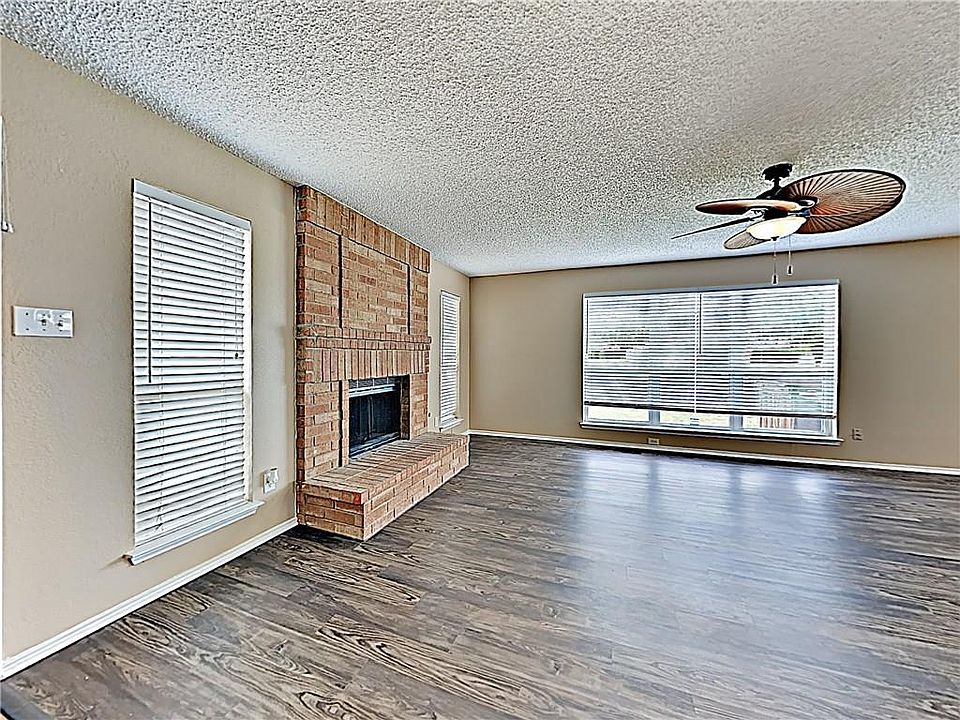 1st image of 7000 Escondido Dr