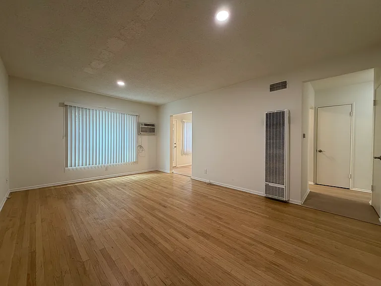 4307 Cedros Ave #4311-2 — Photo 8