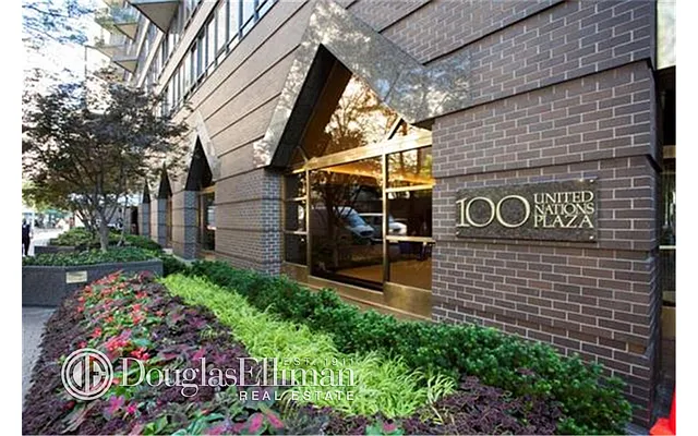 Rented by Douglas Elliman | media 37