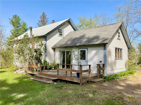 305 Arcadia Rd, Richmond, RI 02832