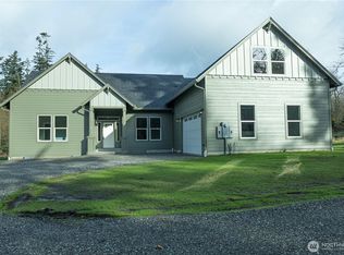 8300 Semiahmoo Dr, Blaine, WA 98230