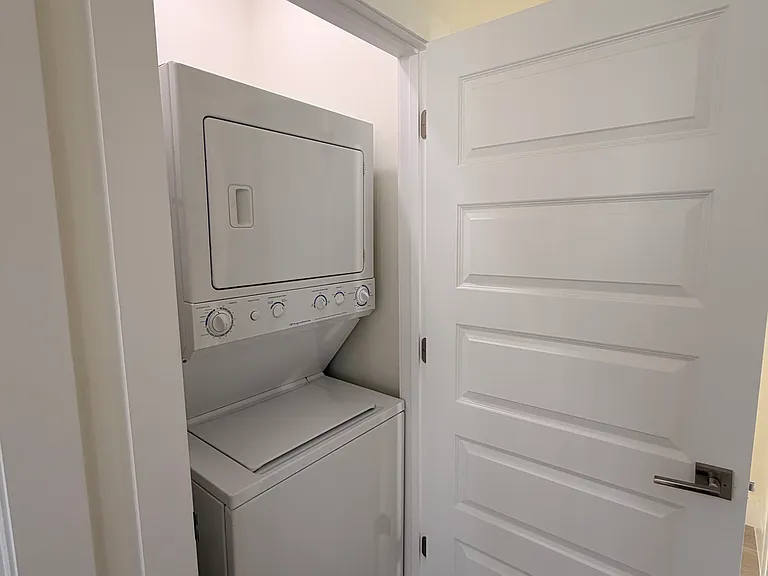 609 N Alexandrite Ave #3 — Photo 5