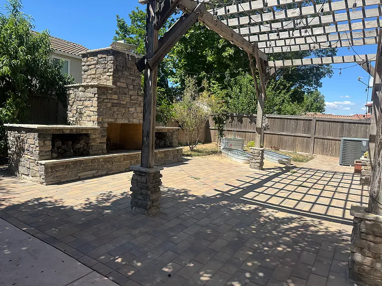 1130 Legion Ct — Photo 16
