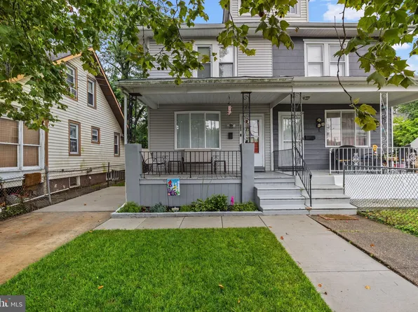 303 Linden Ave, Woodlynne, NJ 08107