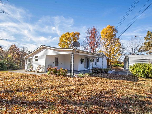 2nd image of 2229 Woodby Ln