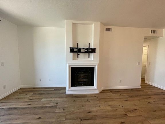 5th image of 555 Maine Ave Unit 216