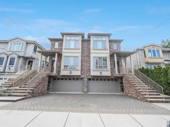 514 Lincoln St #A, Palisades Park, NJ 07650