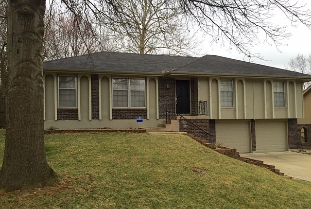 1st image of 516 NW Beau Cir