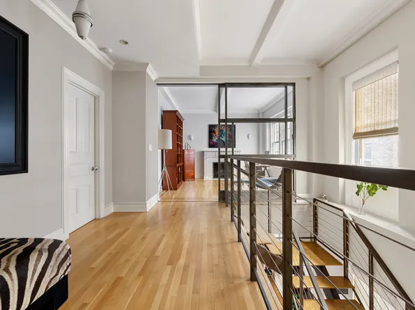 829 Park Avenue image 13 of 19