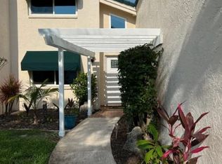 39 Emerald Ct, Satellite Beach, FL 32937