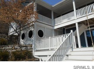 12 Lasalle St, Elsah, IL 62028