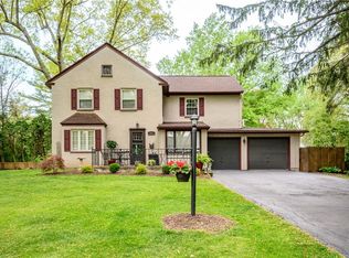 91 Commonwealth Rd, Rochester, NY 14618