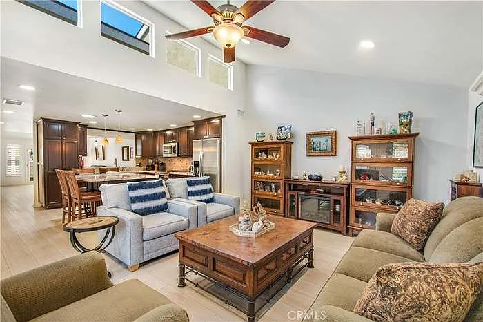 7259 Seaworthy Dr — Photo 6