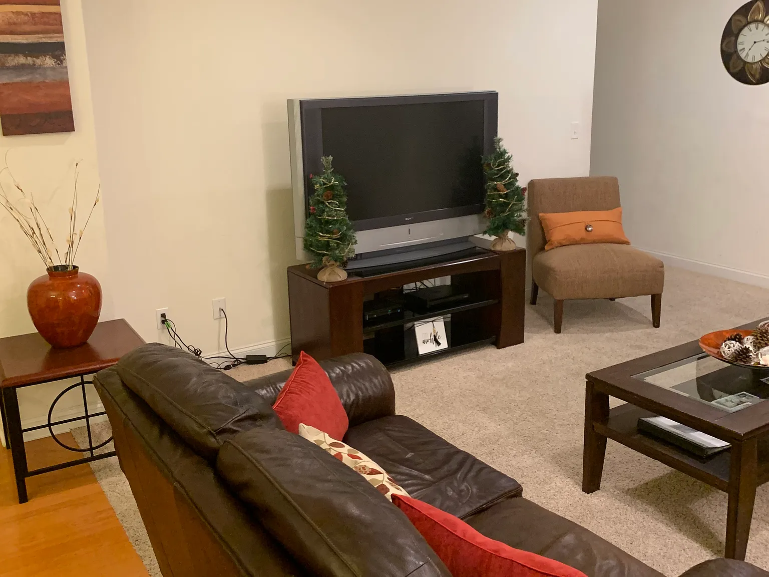 3 bed, 2.5 bath, 1568 sqft, $1,795 — Photo 3