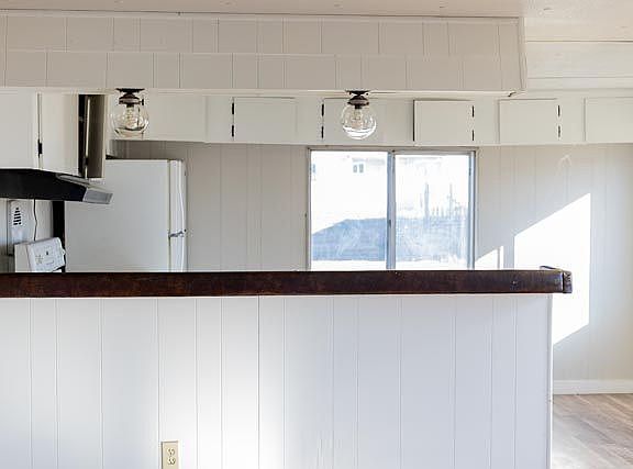 5th image of 1101 S Carbon Ave #70
