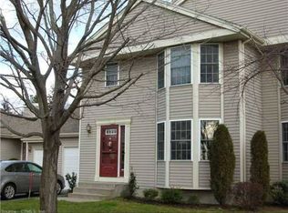 2004 Meadowview Dr, East Windsor, CT 06088