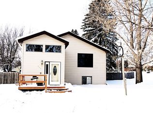 704 Cardinal Ln SW, Alexandria, MN 56308