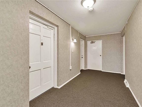 3rd image of 23492 David Dr #D201