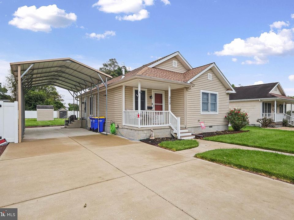 1st image of 315 Hickory Ln