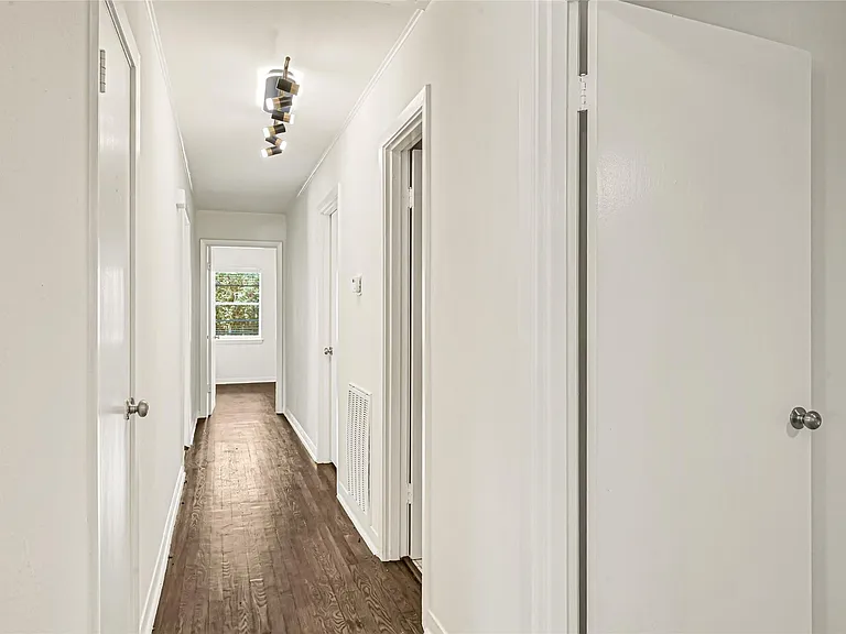 9524 Truscon Dr — Photo 4