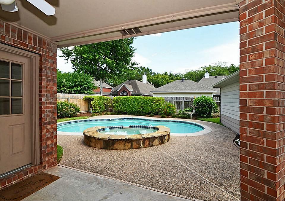 1st image of 4831 Plantation Colony Dr
