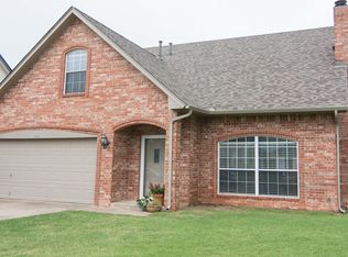 1924 Dove Hollow Ln, Norman, OK 73072