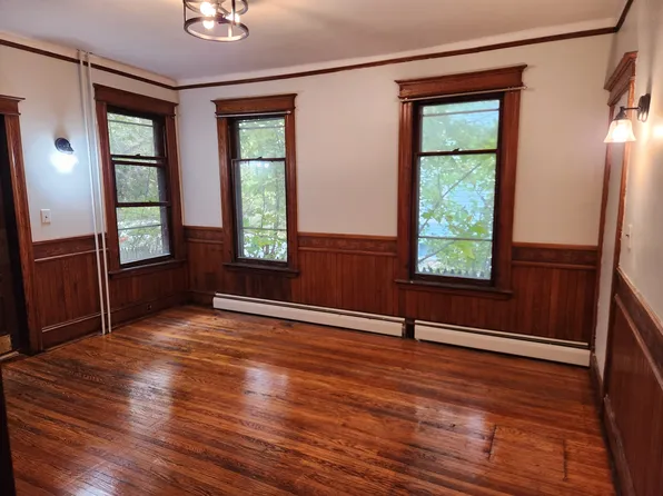 218 S Albany St APT 2, Ithaca, NY 14850