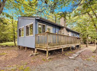 2340 Burntwood Dr, East Stroudsburg, PA