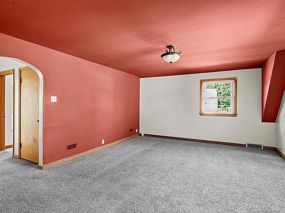 5th image of 1121 Fairmont LANE #1121A