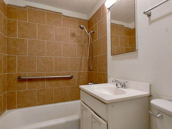 5th image of 2501 Barcelona Rd SW APT 1
