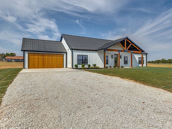 2nd image of 2485 Cottondale Rd