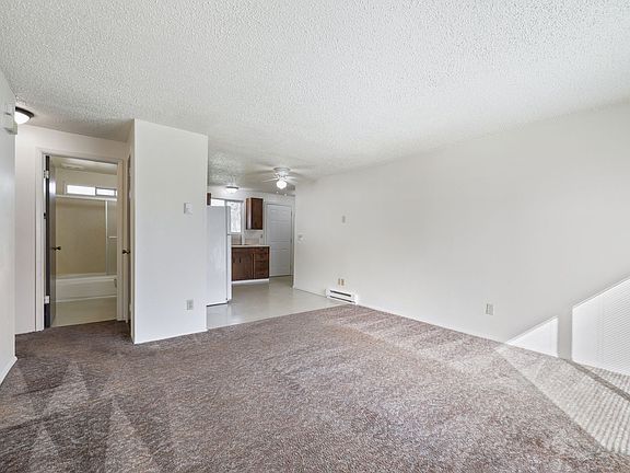 5th image of 2210 26th Ave NE #5