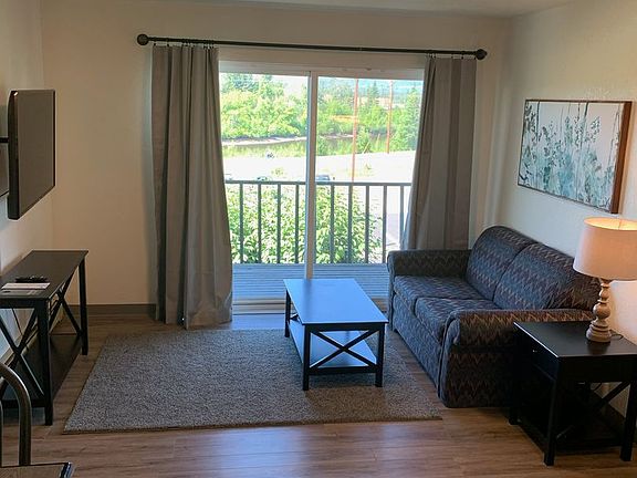 2nd image of 1657 2nd Ave #7