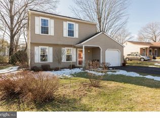 37 Cambridge Ct, Downingtown, PA 19335