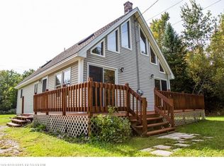 303 E Stage Rd, Pittston, ME 04345