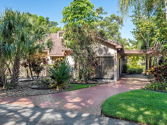 3rd image of 4673 Fountains Drive