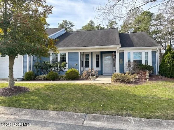 902B Stratford Court, Manchester, NJ 08759