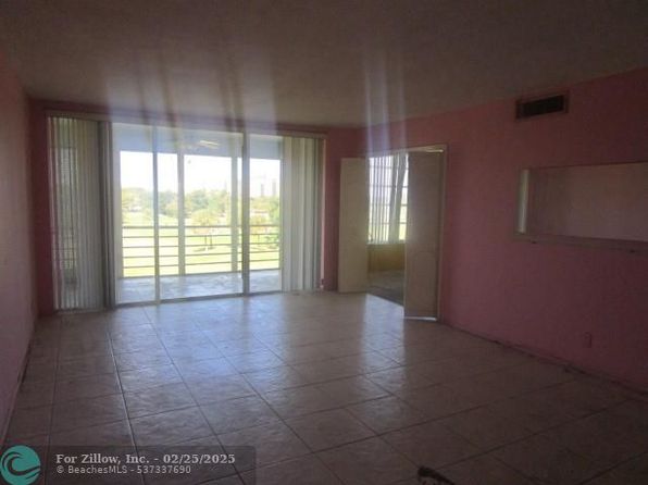 2687 Garden Dr UNIT 212, Lake Worth, FL 33461