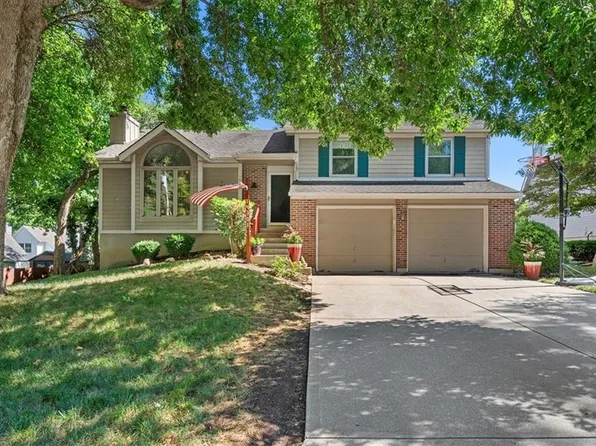 14301 W 122nd St, Olathe, KS 66062