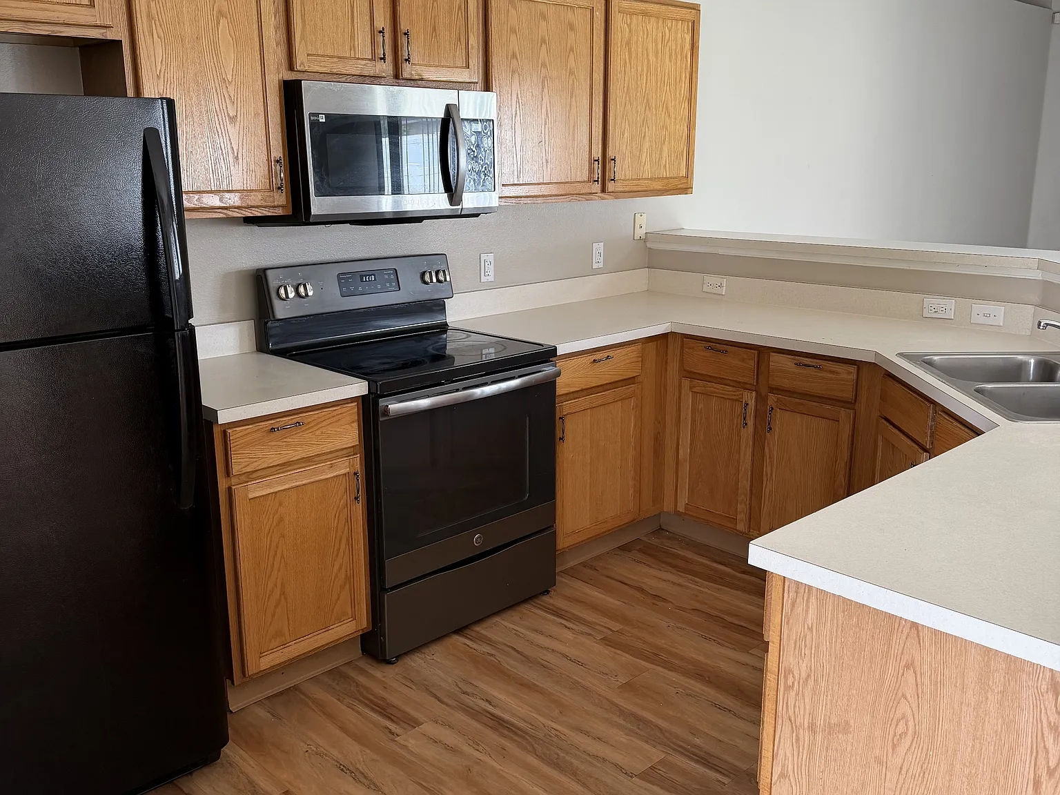 255 Lobelia Dr - Holly Hills Estates — Photo 4