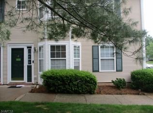 86 Williamson Ct, Bridgewater, NJ 08807