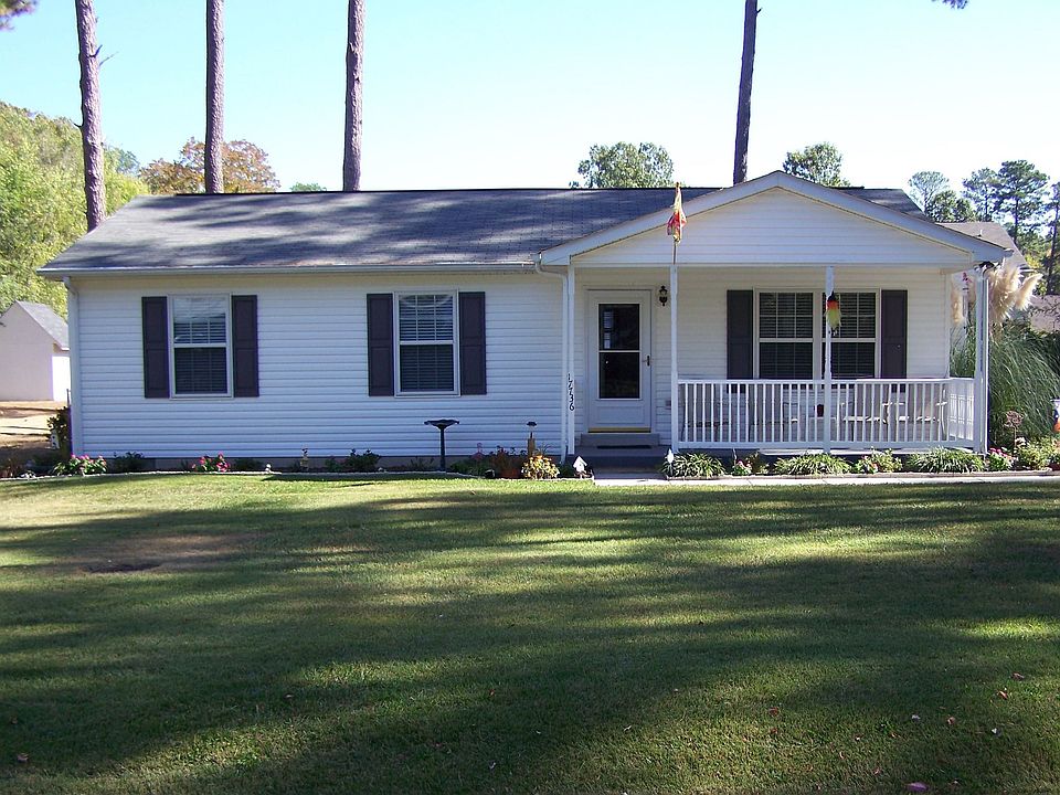 Duval Drive - Exterior