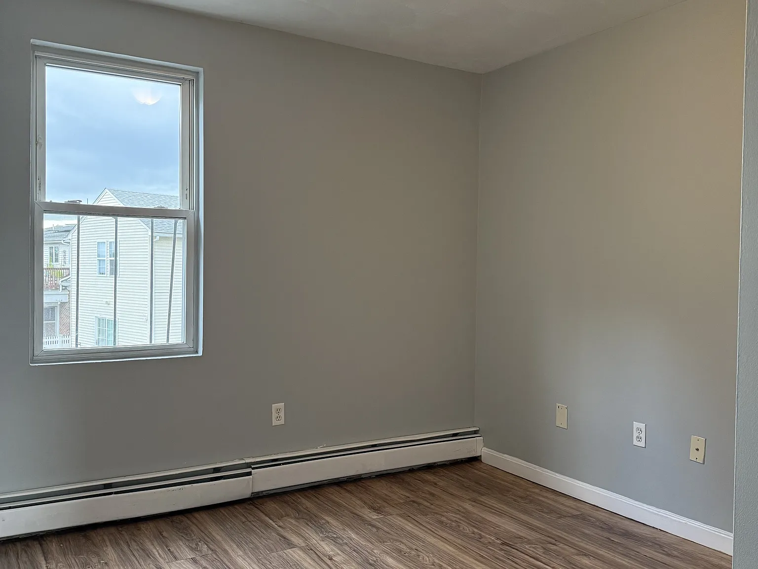 131-133 Ledge Street Providence - 2R — Photo 4