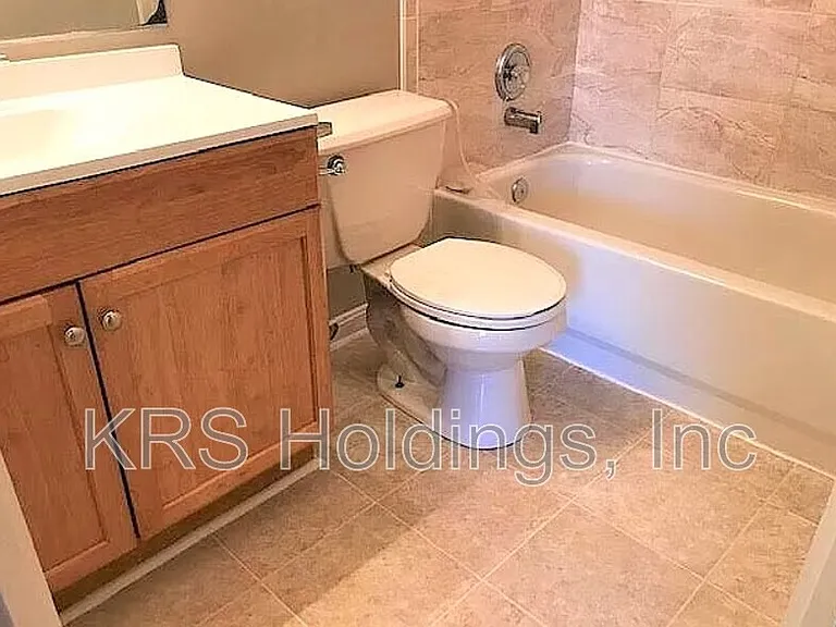 604 Backridge Ct — Photo 11