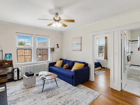 15 Governors Ave APT 28, Medford, MA 02155