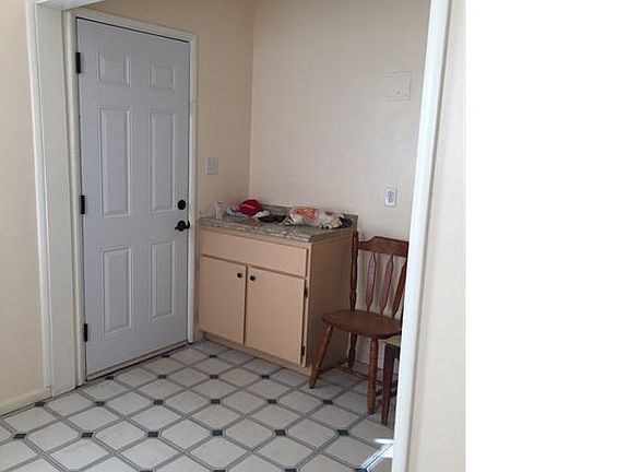 4th image of 11057 Oro Vista Ave